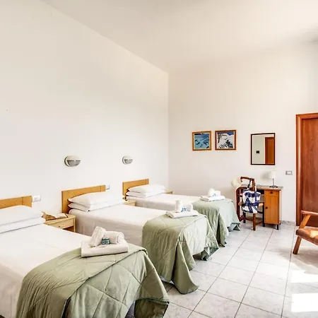 Hotel Mg *